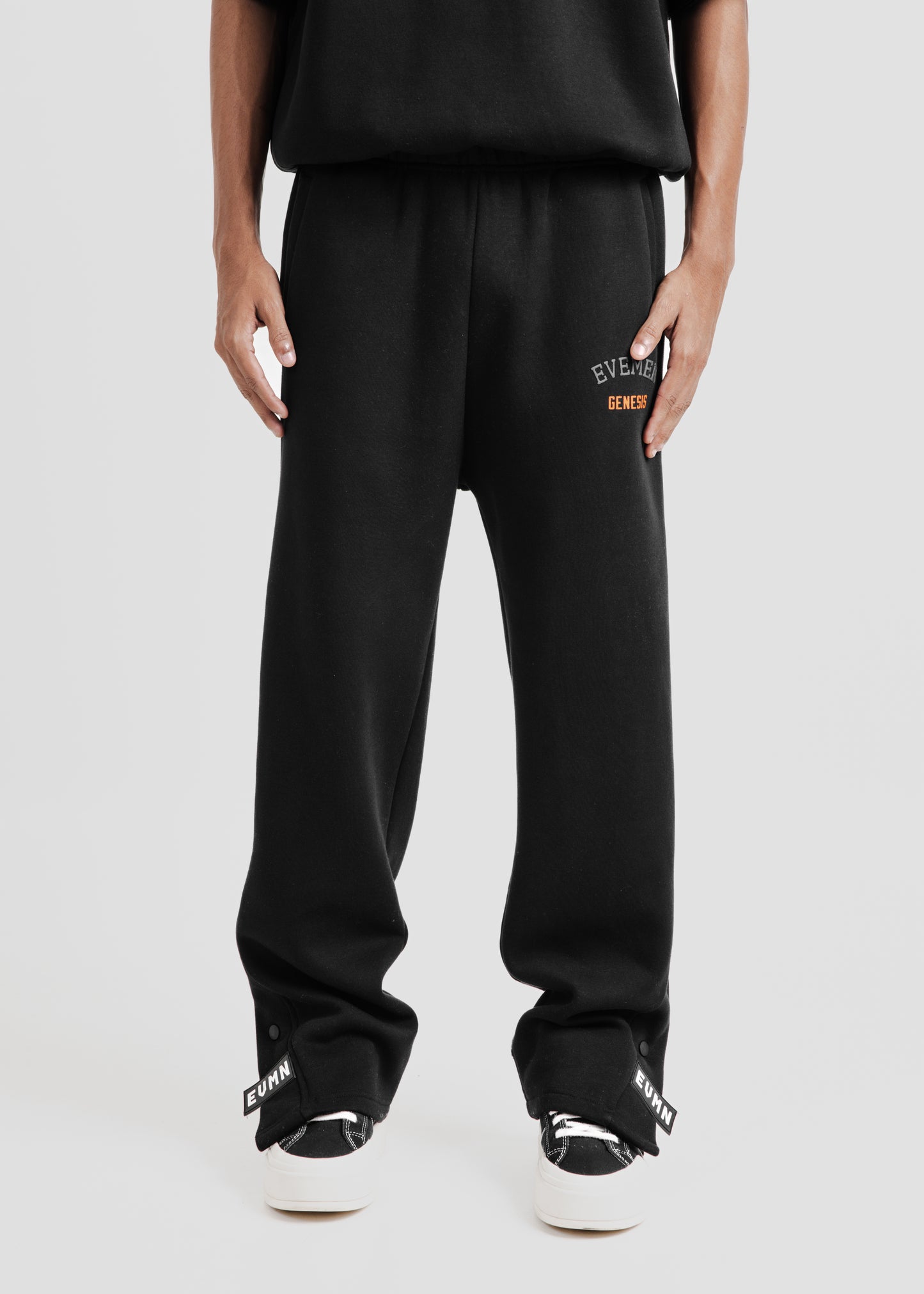 GENESIS SNAP BUTTON SWEATS