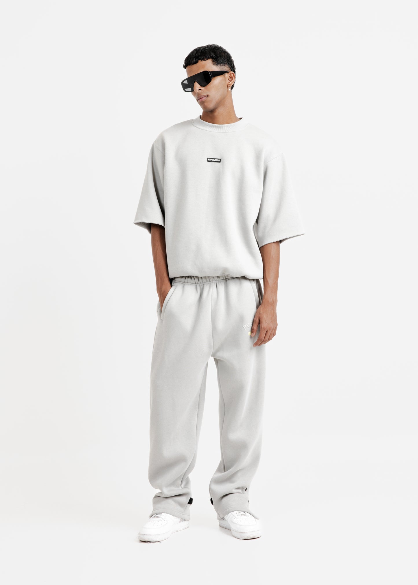 GENESIS SNAP BUTTON SWEATS