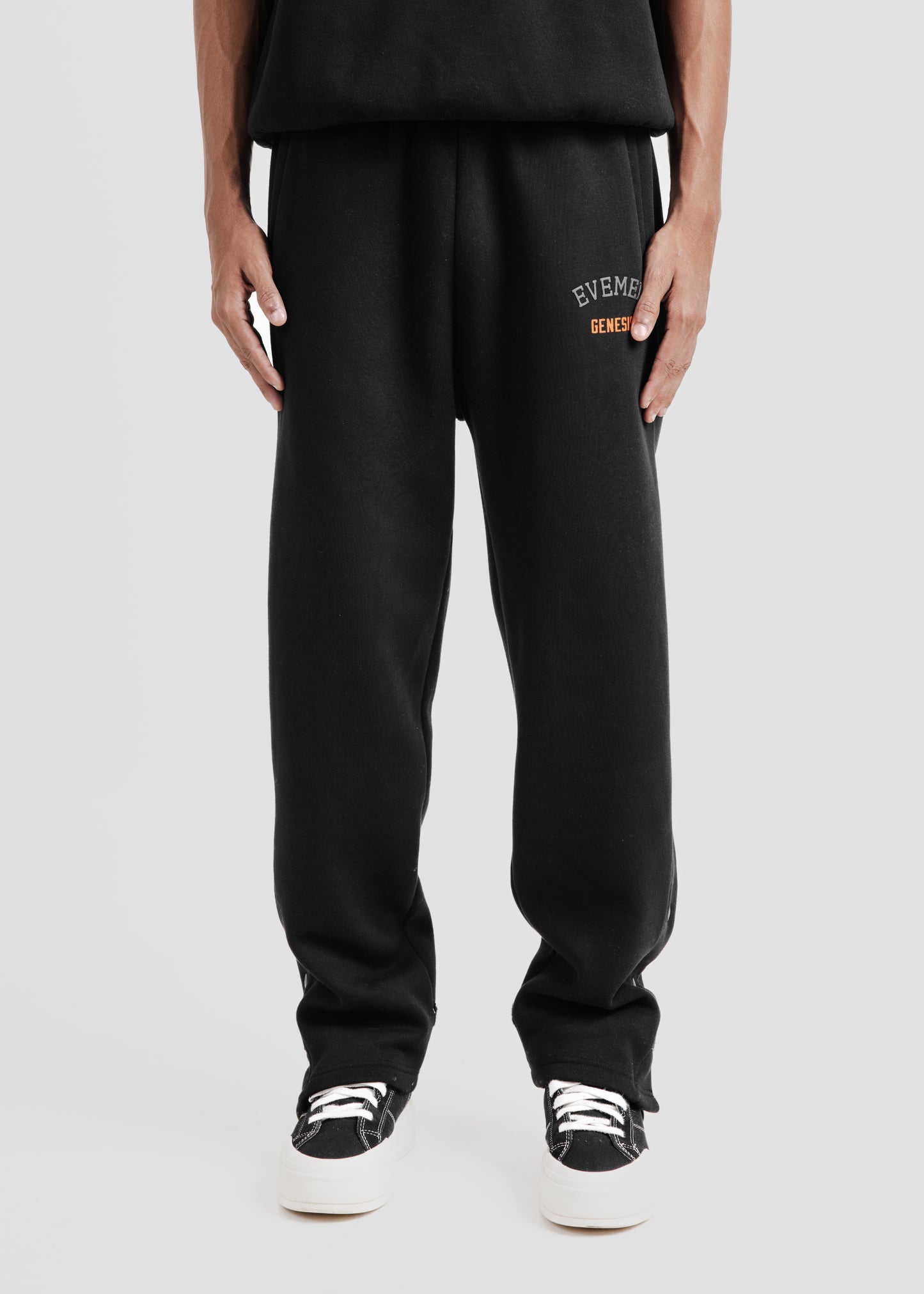 GENESIS SNAP BUTTON SWEATS