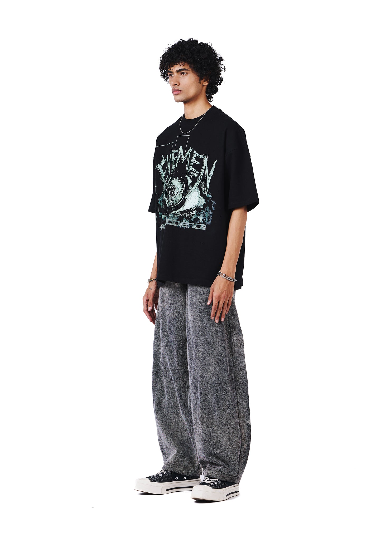 Social loop T-shirt