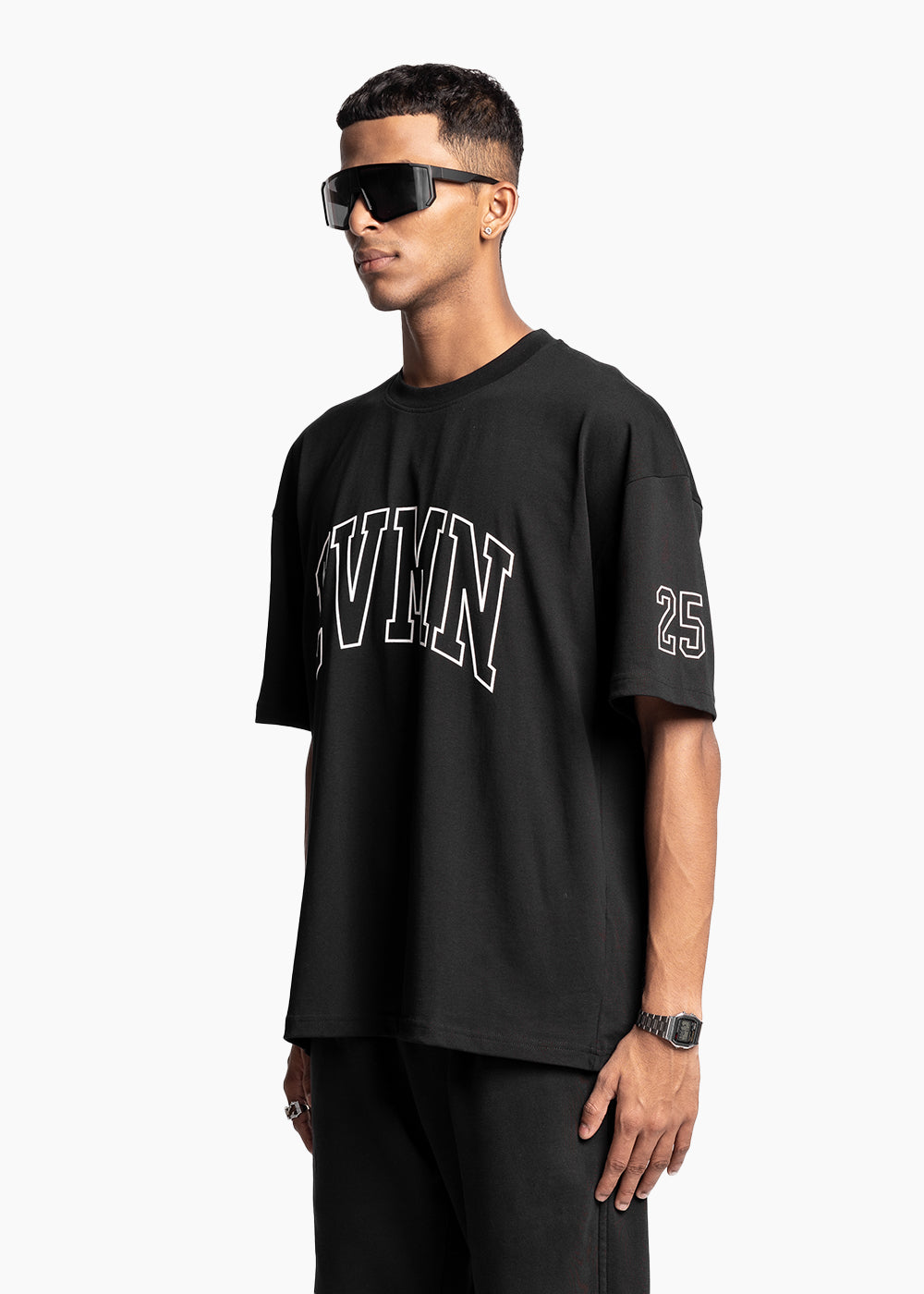 VARSITY T-SHIRT - BLACK