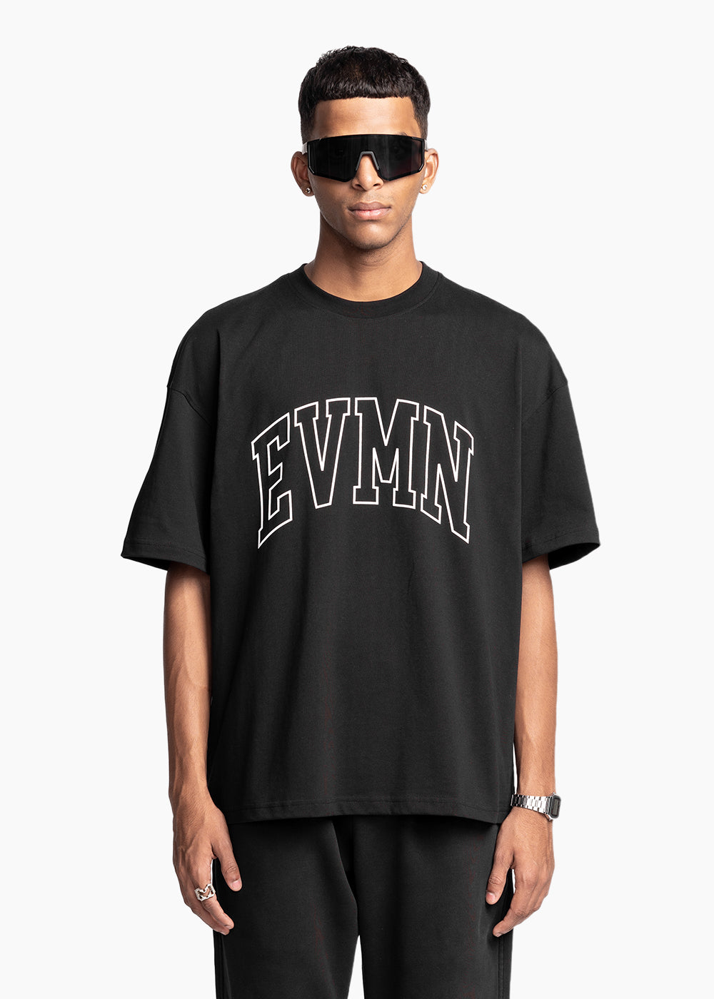 VARSITY T-SHIRT - BLACK